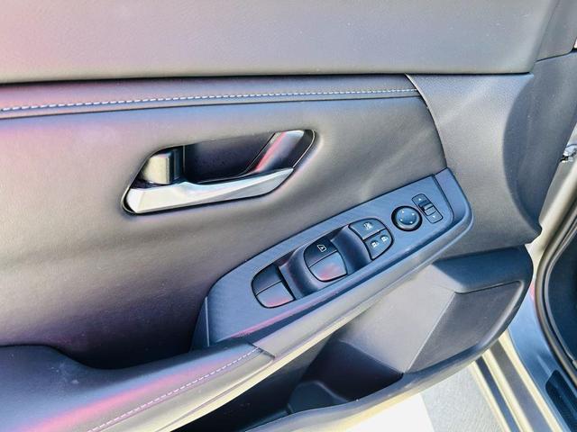 Photo of 2024 Gun Metallic Nissan Sentra