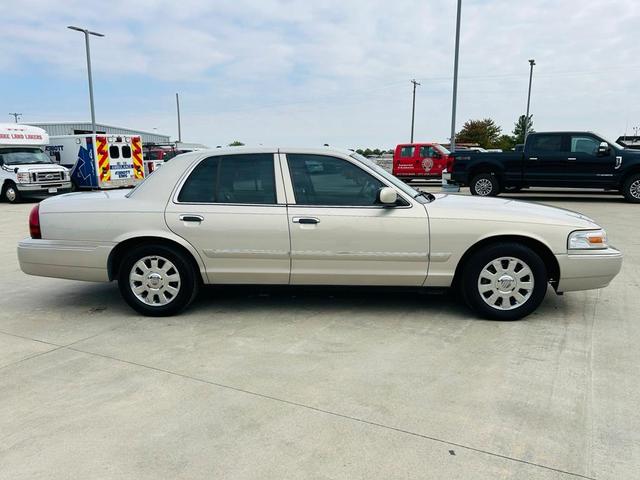 Photo of 2008  Mercury Grand Marquis