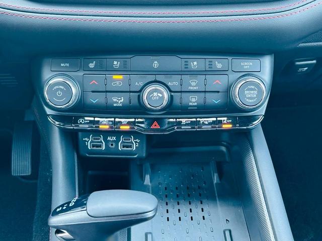 Photo of 2025 DB Black Clearcoat Dodge Durango