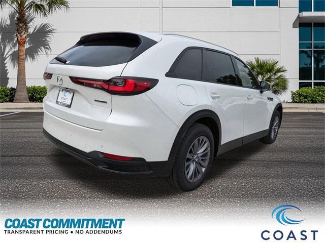 Photo of 2025 Rhodium White Premium Mazda CX-90 PHEV
