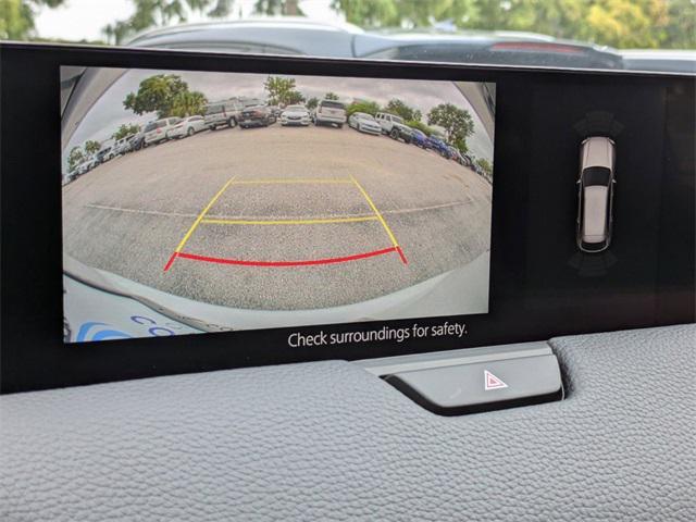 Photo of 2025 Rhodium White Premium Mazda CX-90 PHEV