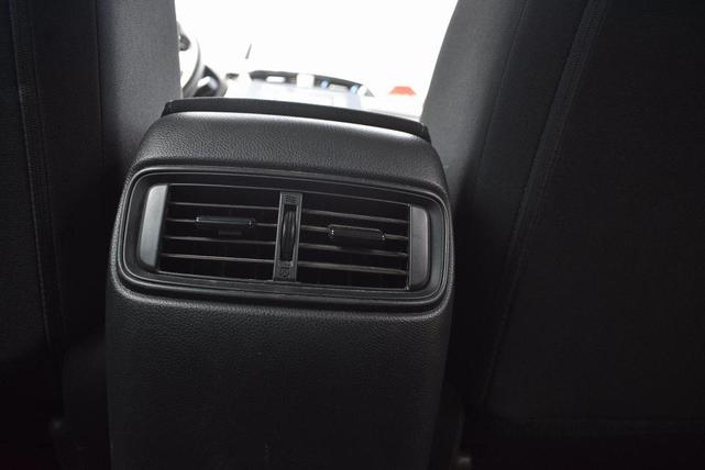 Photo of 2020 Crystal Black Pearl Honda CR-V