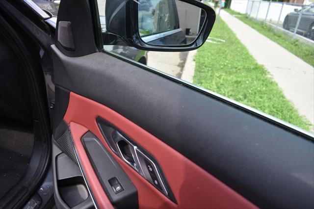 Photo of 2022 Mineral Grey Metallic BMW 330
