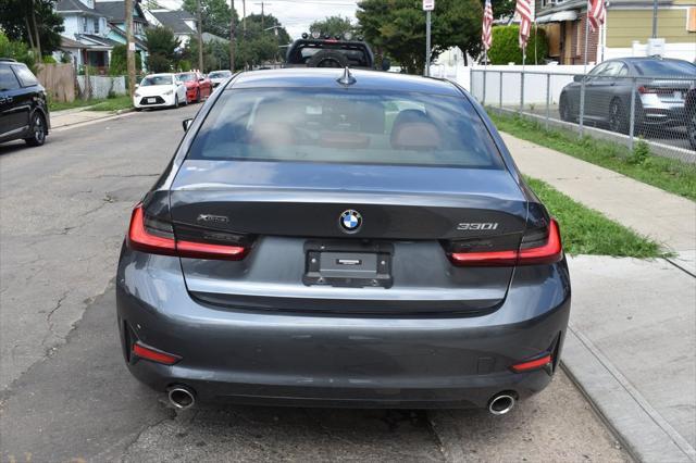 Photo of 2022 Mineral Grey Metallic BMW 330