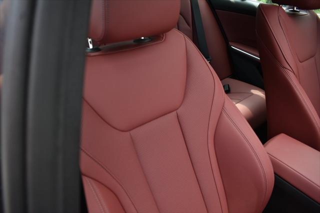 Photo of 2022 Mineral Grey Metallic BMW 330