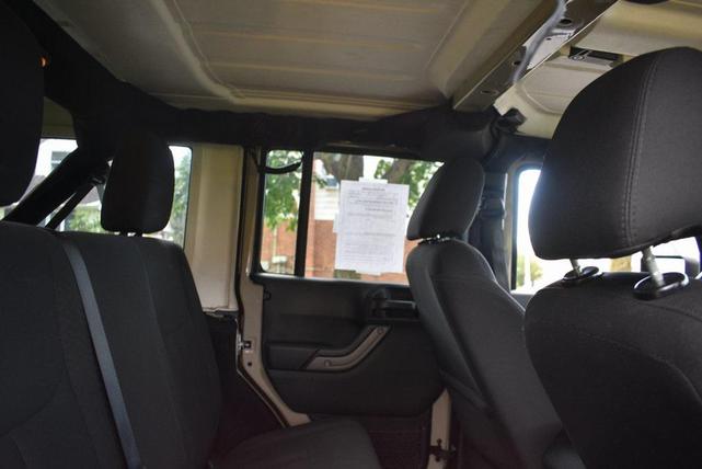 Photo of 2018 Gobi Clearcoat Jeep Wrangler JK Unlimited