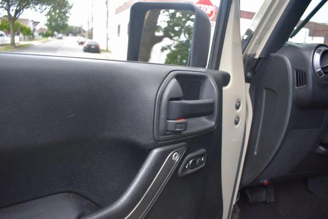 Photo of 2018 Gobi Clearcoat Jeep Wrangler JK Unlimited
