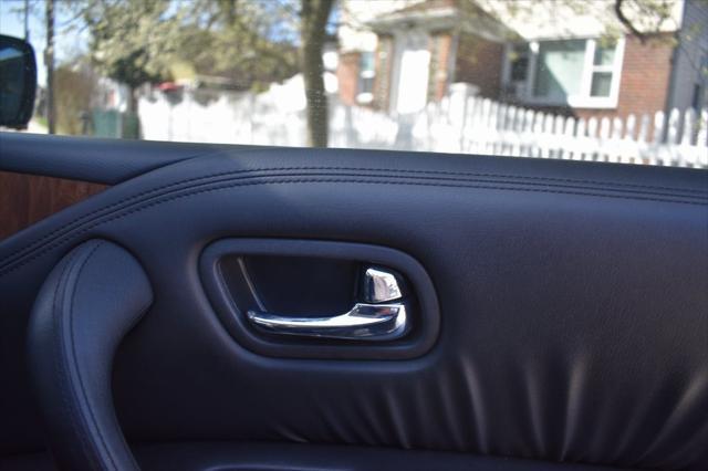 Photo of 2023 Hermosa Blue Pearl Nissan Armada