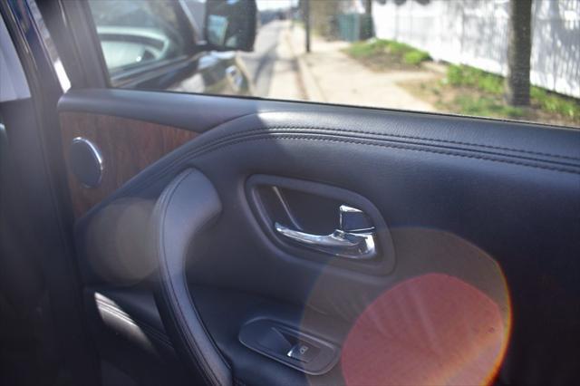 Photo of 2023 Hermosa Blue Pearl Nissan Armada