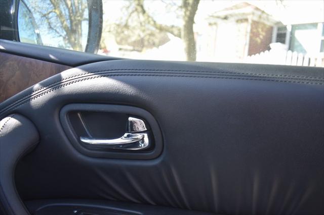 Photo of 2023 Hermosa Blue Pearl Nissan Armada