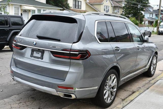 Photo of 2025 Skyscraper Gray Metallic BMW X7