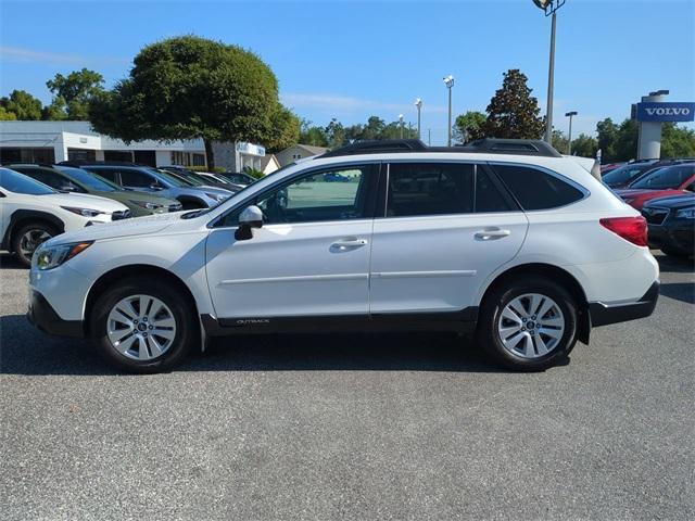 Photo of 2019 White Subaru Outback