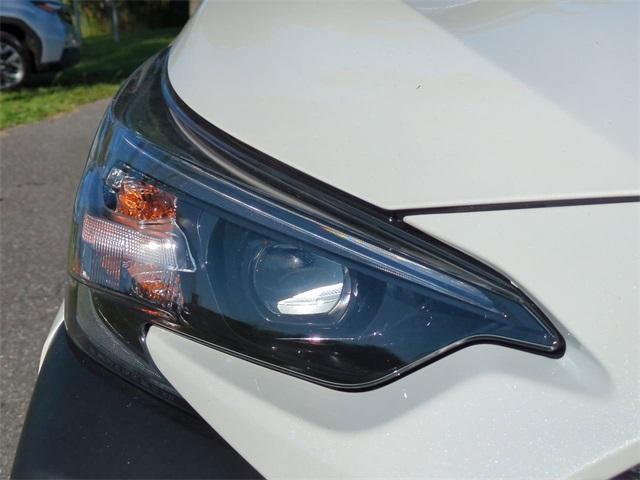 Photo of 2025 Crystal White Pearl Subaru Outback