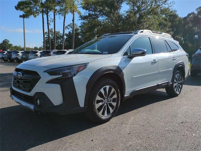 Photo of 2025 Crystal White Pearl Subaru Outback