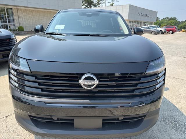Photo of 2025 Super Black Nissan Kicks