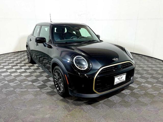 Photo of 2025 Midnight Black MINI Hardtop