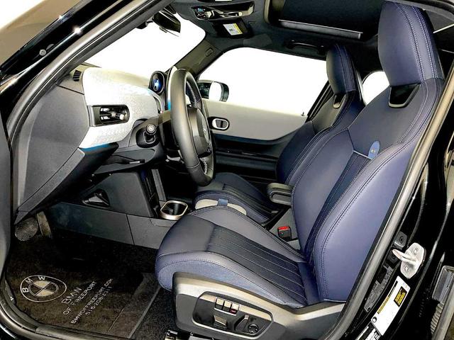 Photo of 2025 Midnight Black MINI Hardtop