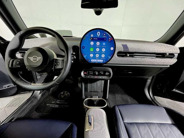 Photo of 2025 Midnight Black MINI Hardtop