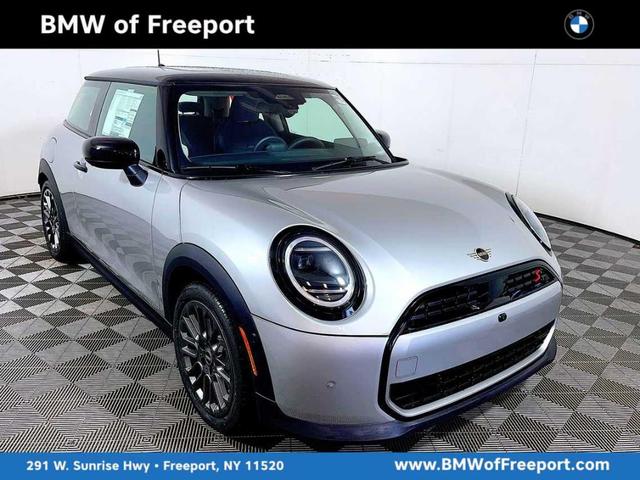 2025 MINI Hardtop