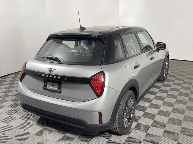 Photo of 2025 Silver MINI Hardtop