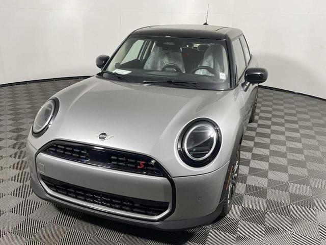 Photo of 2025 Silver MINI Hardtop