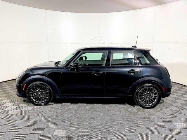 Photo of 2025 Midnight Black MINI Hardtop