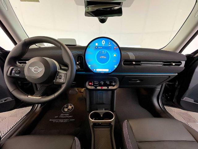 Photo of 2025 Midnight Black MINI Hardtop