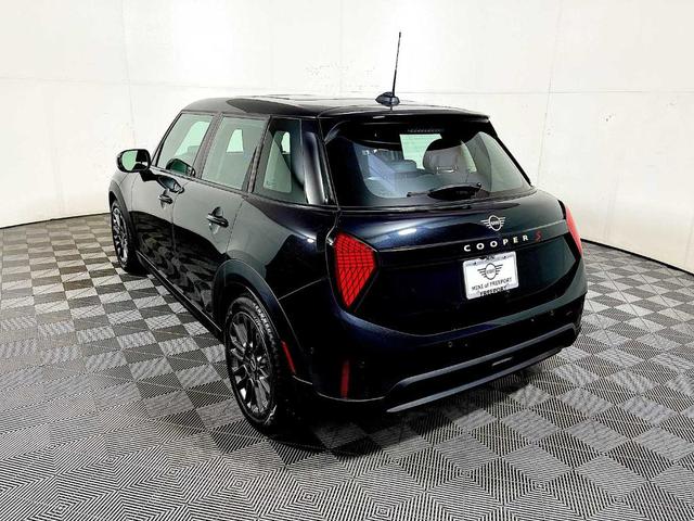 Photo of 2025 Midnight Black MINI Hardtop