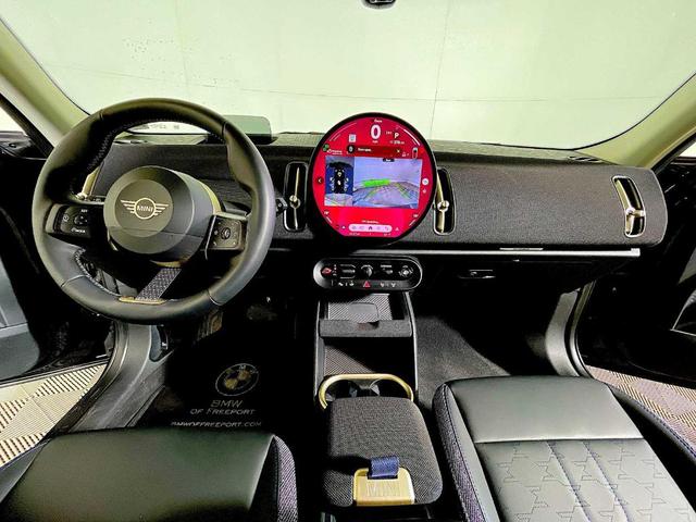 Photo of 2025 Midnight Black MINI Countryman