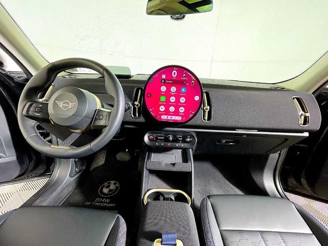 Photo of 2025 Midnight Black MINI Countryman