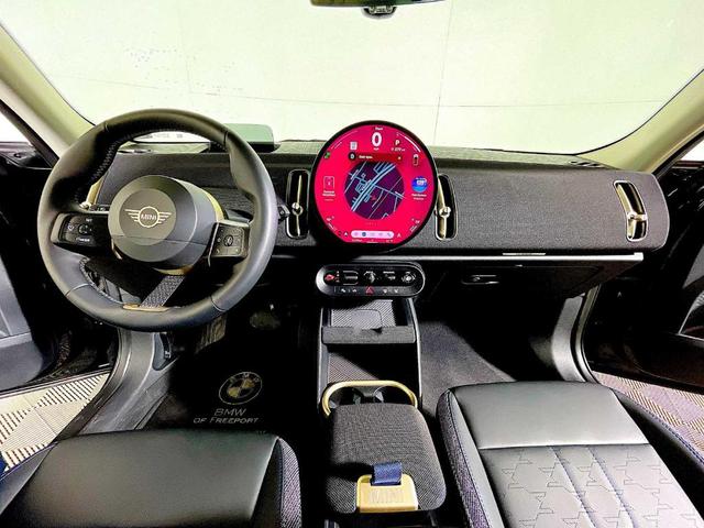 Photo of 2025 Midnight Black MINI Countryman