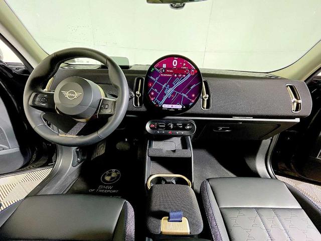 Photo of 2025 Midnight Black MINI Countryman