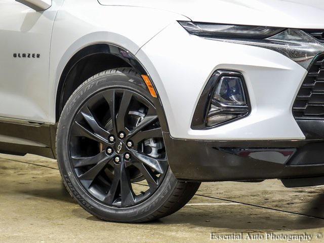 Photo of 2022 Silver Ice Metallic Chevrolet Blazer