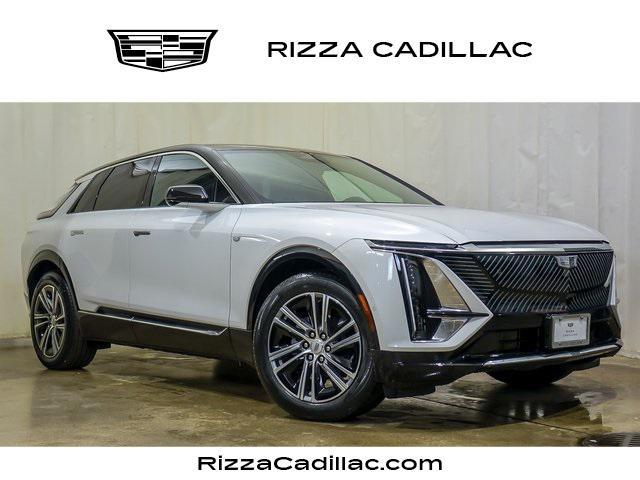 Photo of 2025 Crystal White Cadillac LYRIQ