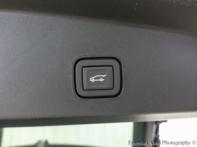 Photo of 2025 Crystal White Cadillac LYRIQ