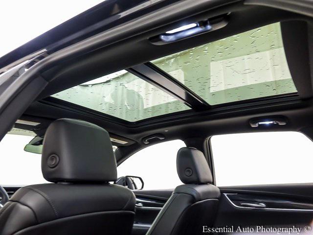 Photo of 2022 Wilder Metallic Cadillac XT5