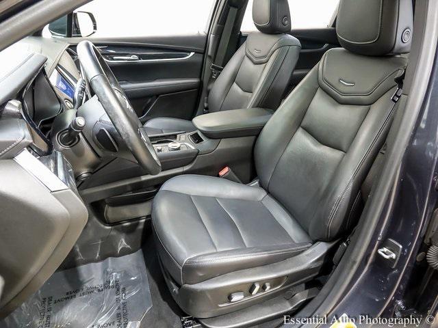 Photo of 2022 Wilder Metallic Cadillac XT5