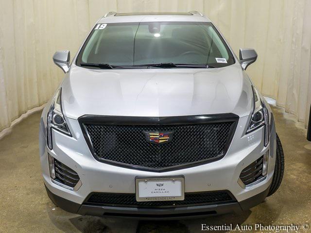 Photo of 2019 Radiant Silver Metallic Cadillac XT5