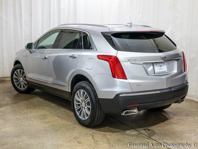 Photo of 2019 Radiant Silver Metallic Cadillac XT5