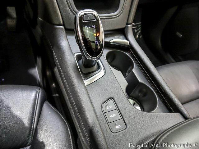 Photo of 2019 Radiant Silver Metallic Cadillac XT5
