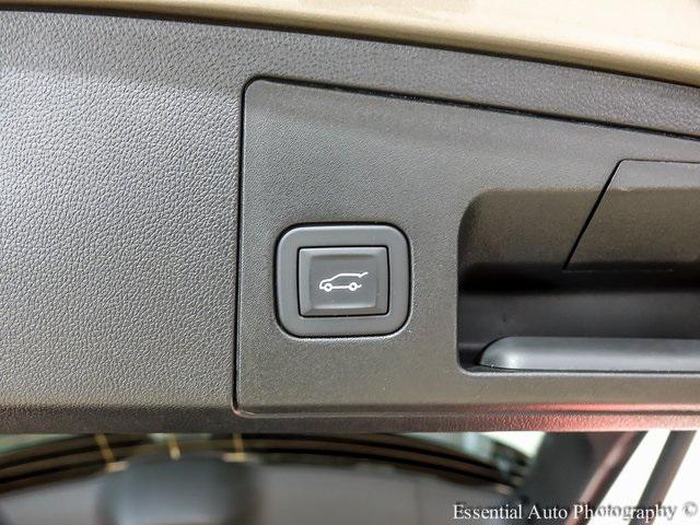 Photo of 2025 Latte Metallic Cadillac XT4