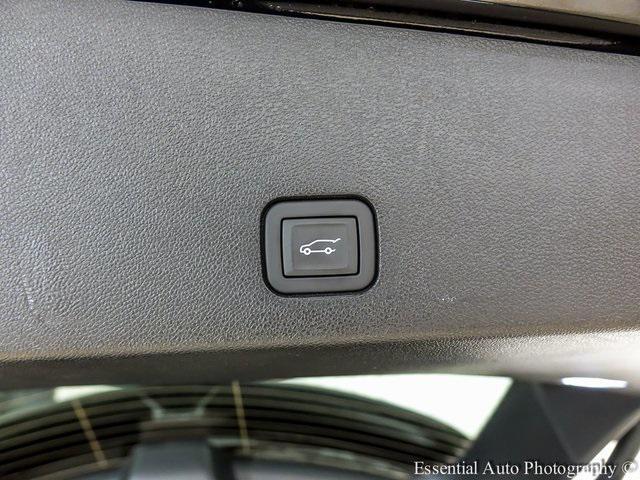 Photo of 2024 Stellar Black Metallic Cadillac XT6