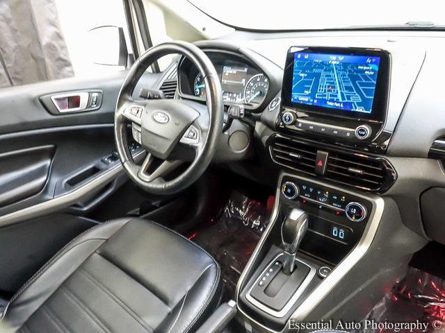 Photo of 2022 White Platinum Metallic Tri-Coat Ford EcoSport