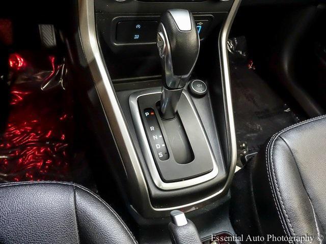 Photo of 2022 White Platinum Metallic Tri-Coat Ford EcoSport