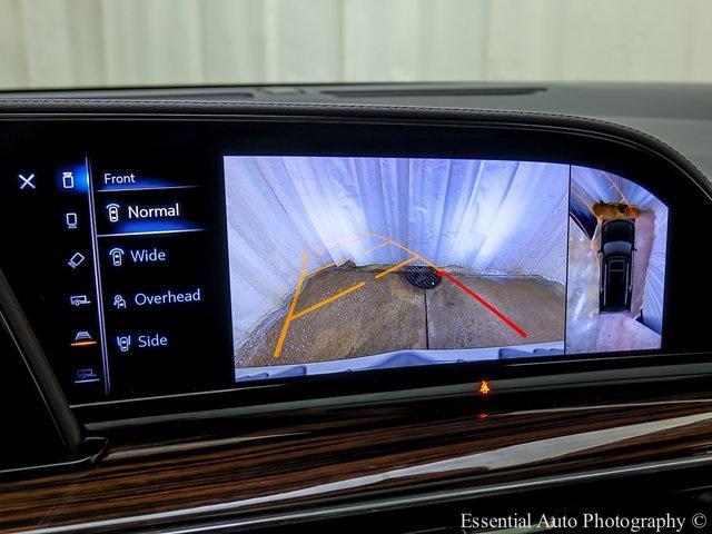 Photo of 2023 Crystal White Tricoat Cadillac Escalade