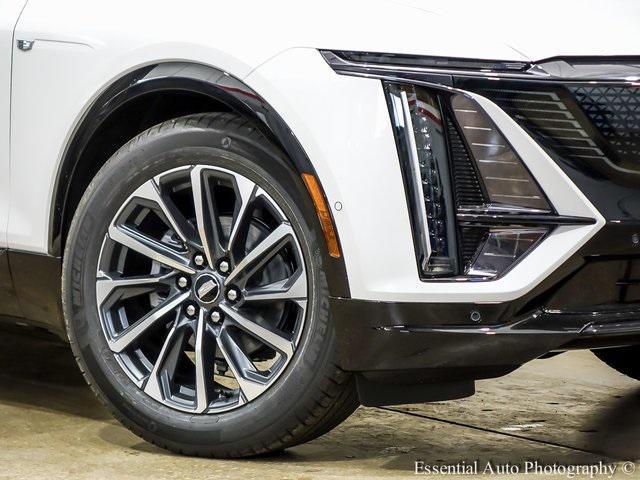Photo of 2025 Crystal White Cadillac LYRIQ