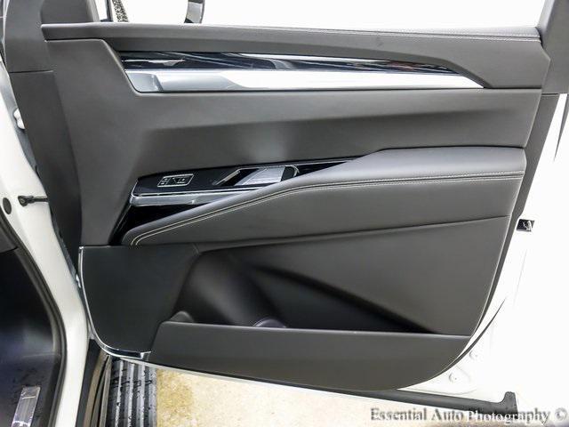 Photo of 2025 Crystal White Tricoat Cadillac Escalade