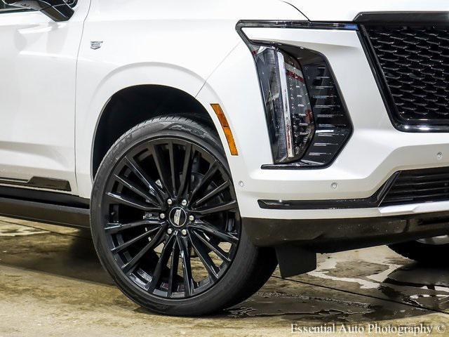 Photo of 2025 Crystal White Tricoat Cadillac Escalade
