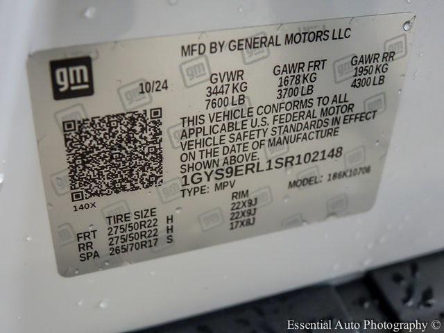 Photo of 2025 Crystal White Tricoat Cadillac Escalade