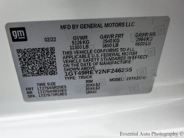 Photo of 2022 White Frost Tricoat GMC Sierra 2500